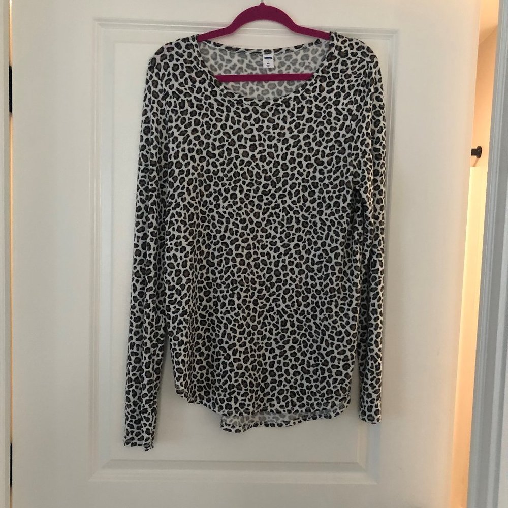 Old Navy Leopard Print Long Sleeve Tee - TALL
